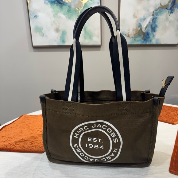 Marc Jacobs Medium Canvas Tote - Picture 2 of 10